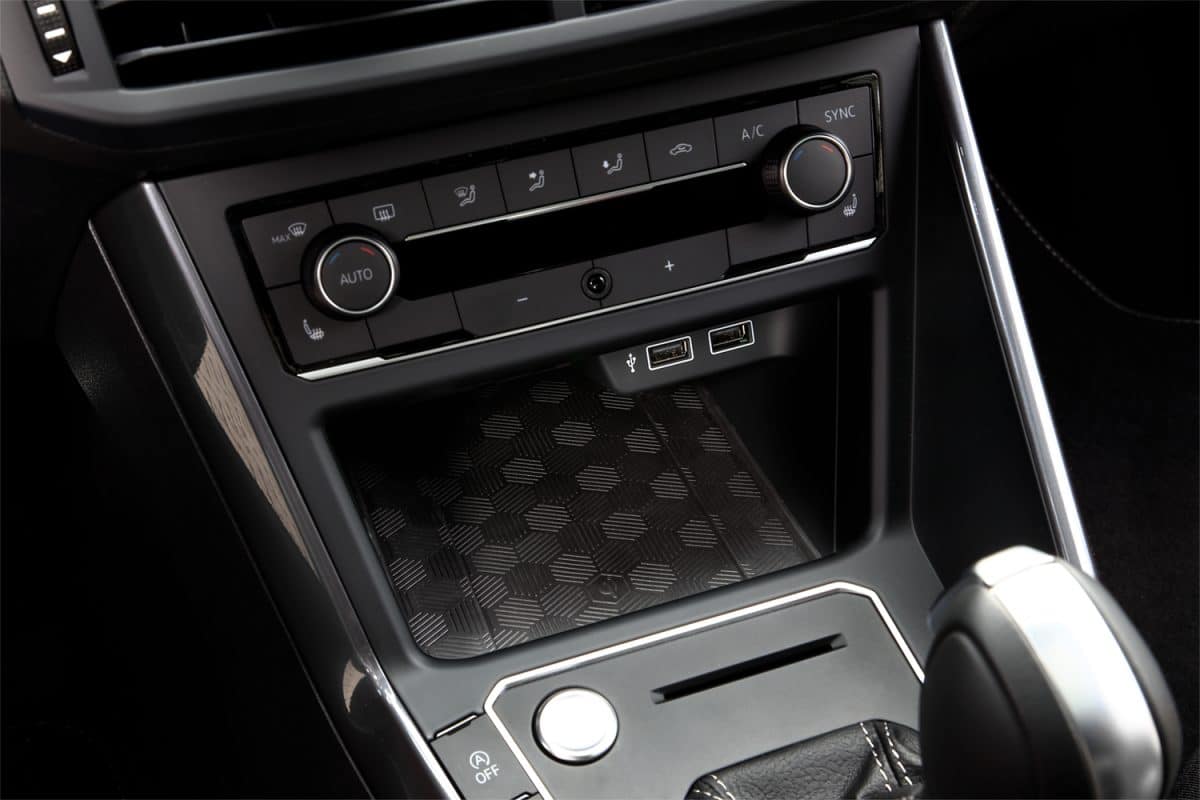 Volkswagen polo usb