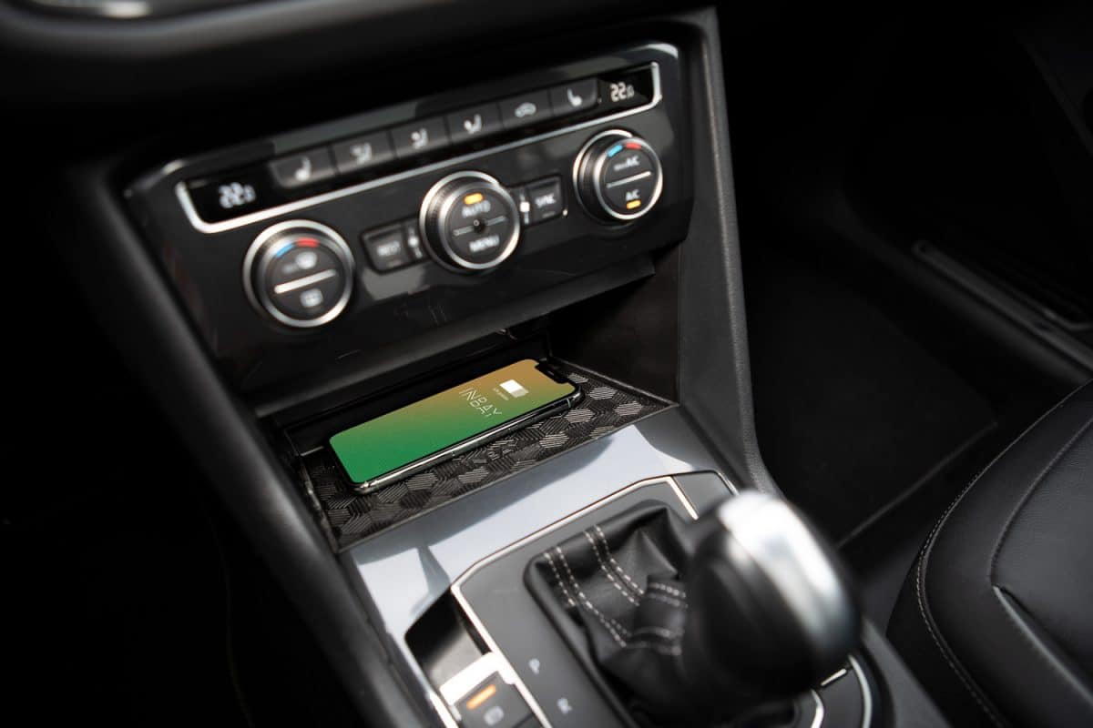 CLEEROUTION Wireless Charger Für Ford Focus 2019-2023 - Kabelloses Auto-Ladegerät